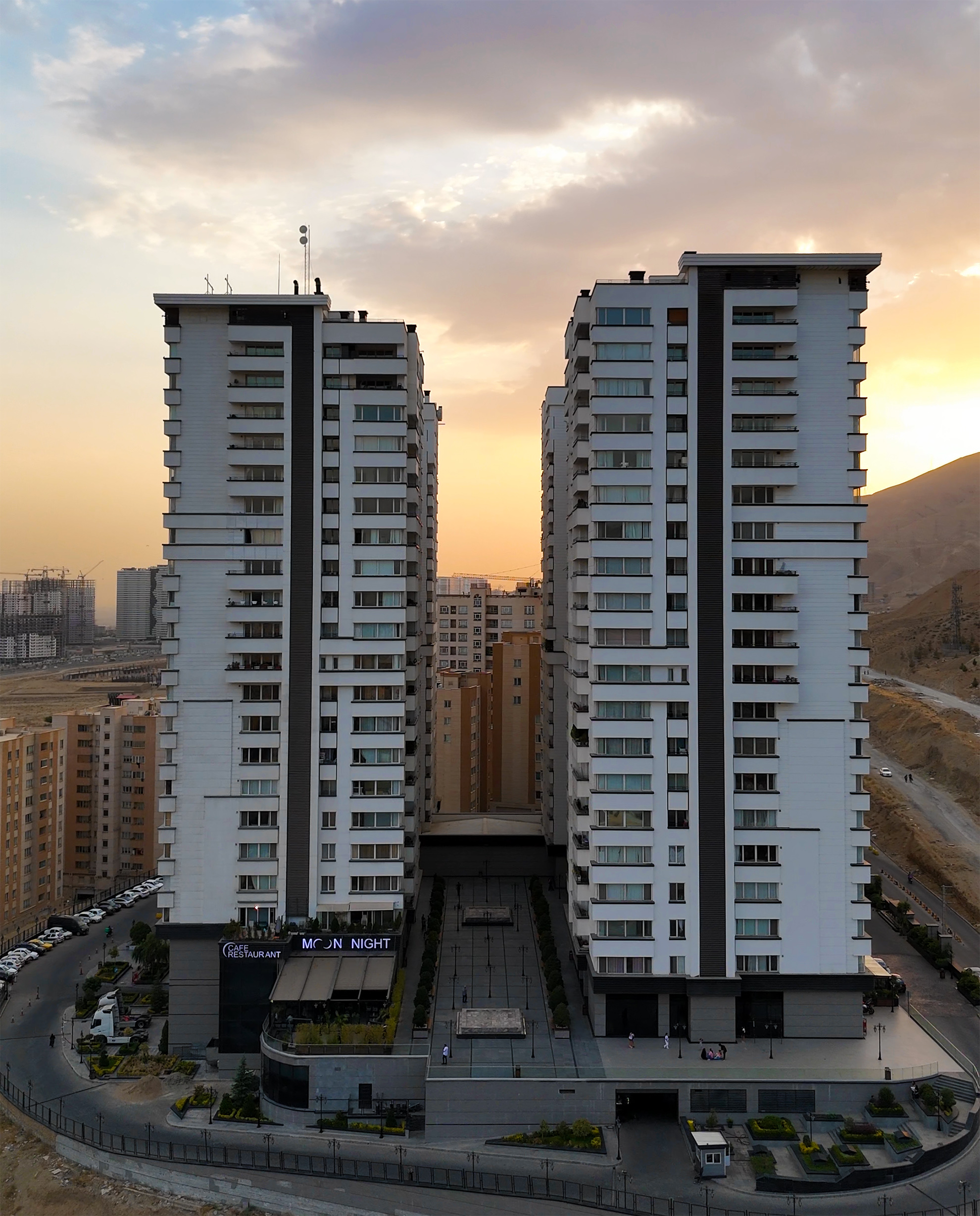 پروزه برج سفید